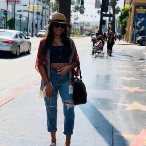 Meet your Posher, Selina